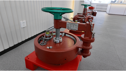 quick opening closure